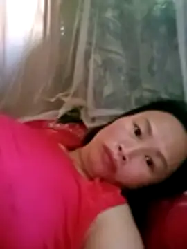 Snapshot of maple694 chatting on October 18, 2025, 1:29 am maple694 online show from October 18, 2025, 1:29 am