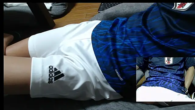 Snapshot of Yasu2000 chatting on July 9, 2026, 11:59 pm Yasu2000 online show from July 9, 2026, 11:59 pm