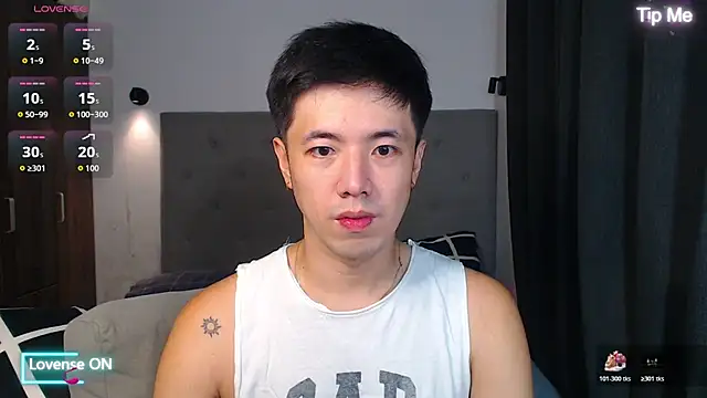 Addictiveboi online show from November 30, 2025, 3:18 am