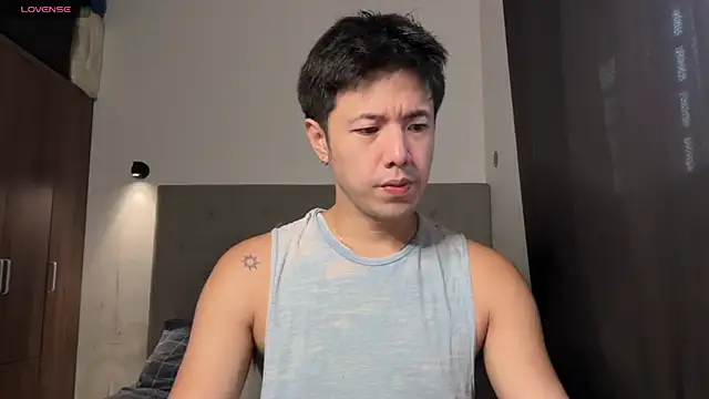 Snapshot of Addictiveboi chatting on June 16, 2026, 3:39 am Addictiveboi online show from June 16, 2026, 3:39 am