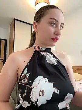 Snapshot of Maribelle_Vinnie chatting on April 15, 2026, 11:49 am Maribelle Vinnie online show from April 15, 2026, 11:49 am