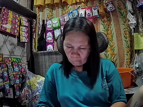 Hotzoey16 online show from April 23, 2026, 10:22 am