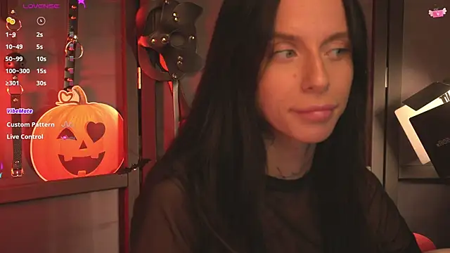 Snapshot of livia_starwars chatting on October 29, 2025, 9:36 pm livia starwars online show from October 29, 2025, 9:36 pm