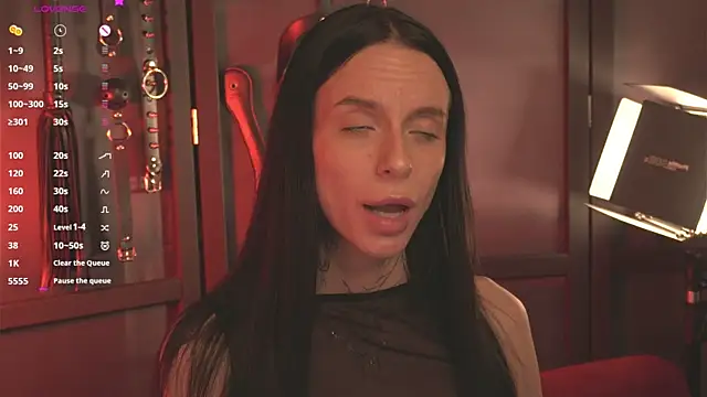 Snapshot of livia_starwars chatting on October 7, 2025, 9:27 pm livia starwars online show from October 7, 2025, 9:27 pm