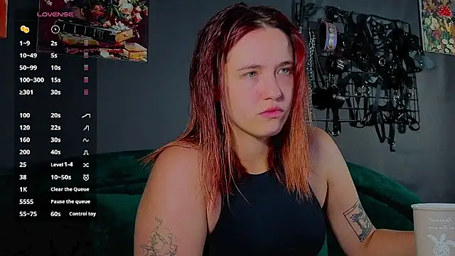 Snapshot of the_high_priestess chatting on July 11, 2026, 2:56 am the high priestess online show from July 11, 2026, 2:56 am