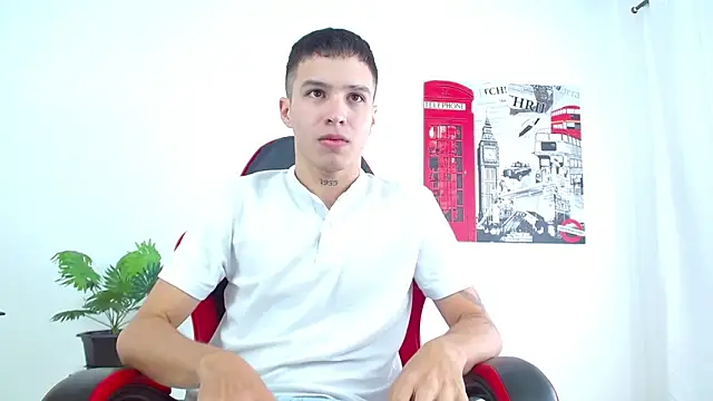 Cumandres18 online show from October 16, 2025, 2:03 pm