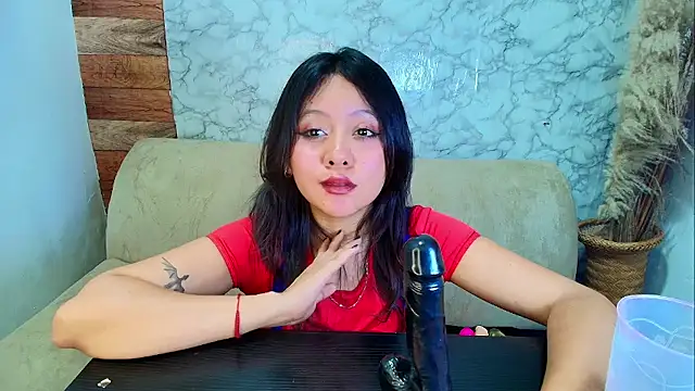 catalina santana20 online show from December 13, 2025, 8:04 pm