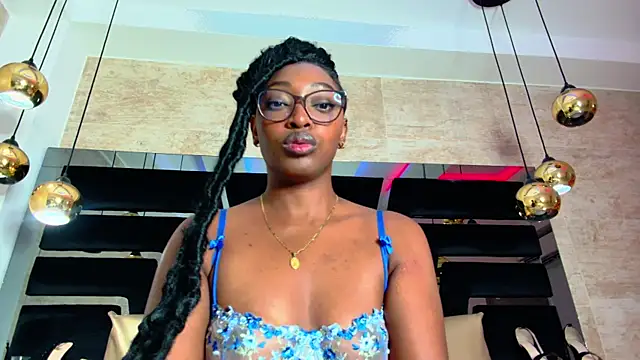 Snapshot of YallianaBrooks chatting on December 19, 2025, 8:11 pm YallianaBrooks online show from December 19, 2025, 8:11 pm