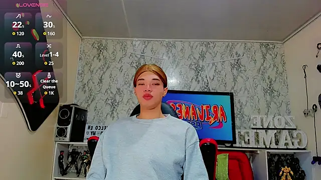 Madison Mujica online show from September 30, 2025, 11:38 am