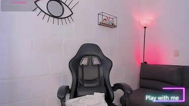 Alyson Conner online show from April 13, 2026, 2:21 pm