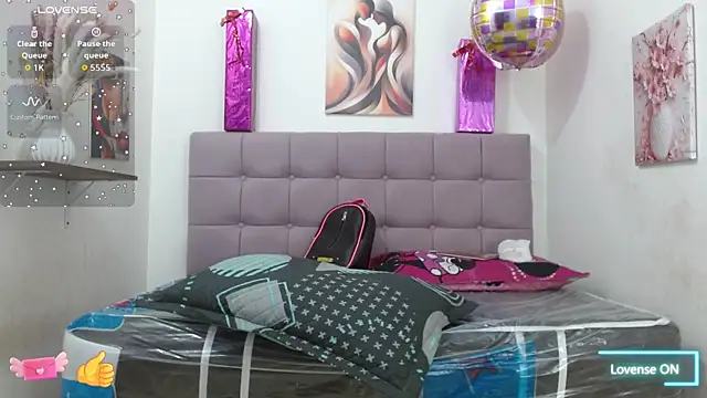 Lola wish1 online show from September 10, 2025, 4:44 am