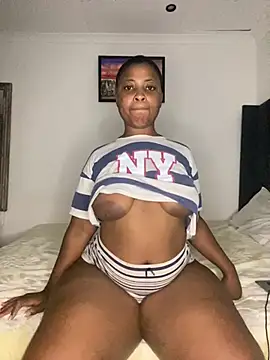 BQueen223 online show from March 8, 2026, 4:54 pm