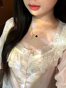 Snapshot of Nana_kute20 chatting on November 12, 2025, 6:39 am Nana kute20 online show from November 12, 2025, 6:39 am