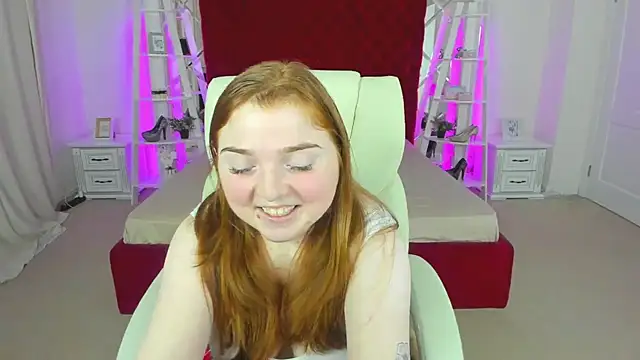 Snapshot of KattyRose8 chatting on May 19, 2026, 1:56 am KattyRose8 online show from May 19, 2026, 1:56 am