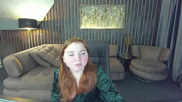 Snapshot of KattyRose8 chatting on May 13, 2026, 5:42 pm KattyRose8 online show from May 13, 2026, 5:42 pm