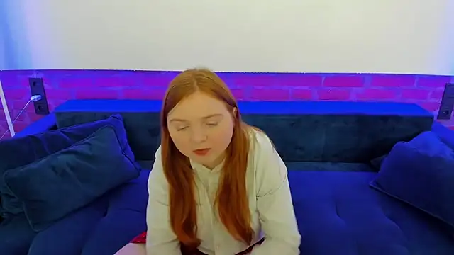 Snapshot of KattyRose8 chatting on November 12, 2025, 5:39 pm KattyRose8 online show from November 12, 2025, 5:39 pm