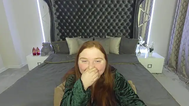 Snapshot of KattyRose8 chatting on November 8, 2025, 6:22 pm KattyRose8 online show from November 8, 2025, 6:22 pm