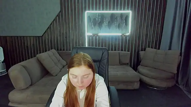 Snapshot of KattyRose8 chatting on November 13, 2025, 6:23 pm KattyRose8 online show from November 13, 2025, 6:23 pm