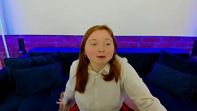 Snapshot of KattyRose8 chatting on December 2, 2025, 7:15 pm KattyRose8 online show from December 2, 2025, 7:15 pm