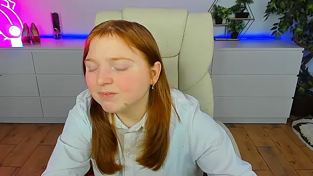 Snapshot of KattyRose8 chatting on February 2, 2026, 7:35 pm KattyRose8 online show from February 2, 2026, 7:35 pm