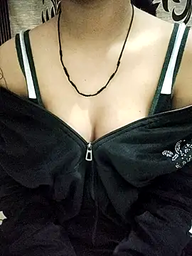 Snapshot of Nikita-Singh88 chatting on December 1, 2025, 1:34 pm Nikita-Singh88 online show from December 1, 2025, 1:34 pm