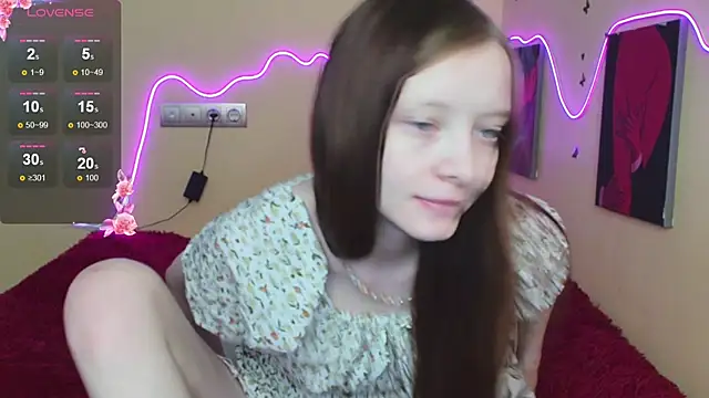 AliceHaris online show from October 25, 2025, 3:17 am