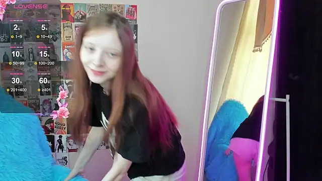 AliceHaris online show from November 25, 2025, 7:08 am