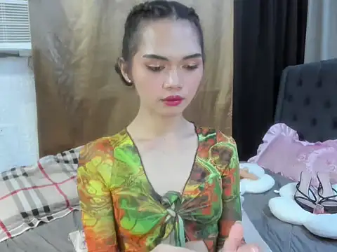 yunxieesweetgurl online show from November 11, 2025, 7:30 pm