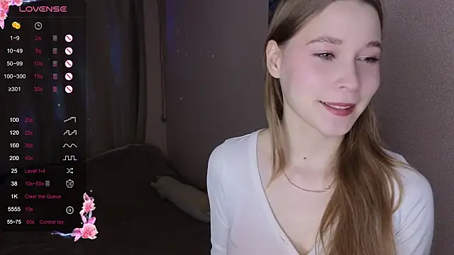 Snapshot of taddy_shy chatting on December 14, 2025, 3:50 pm taddy shy online show from December 14, 2025, 3:50 pm