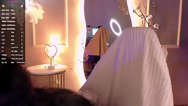 Lii Rose online show from February 22, 2026, 8:43 pm