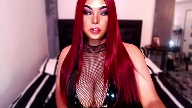 Snapshot of xTrixieMae chatting on September 30, 2025, 6:19 am xTrixieMae online show from September 30, 2025, 6:19 am