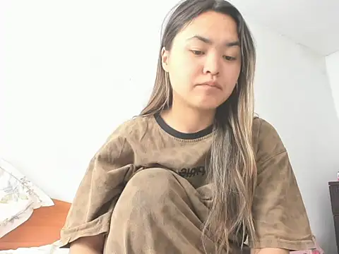 saika blush online show from April 12, 2026, 4:27 am