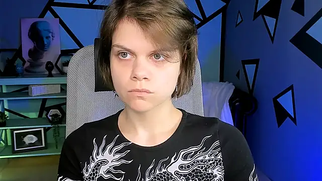 EllieMurler online show from September 27, 2025, 9:04 am