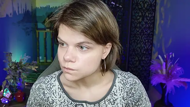 EllieMurler online show from October 2, 2025, 9:12 am