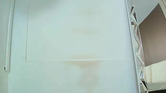 Tiifany Baker online show from October 31, 2025, 8:16 pm