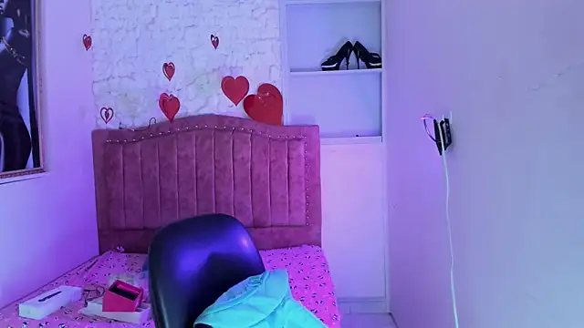 Snapshot of candela_ruiz chatting on September 11, 2025, 7:47 pm candela ruiz online show from September 11, 2025, 7:47 pm