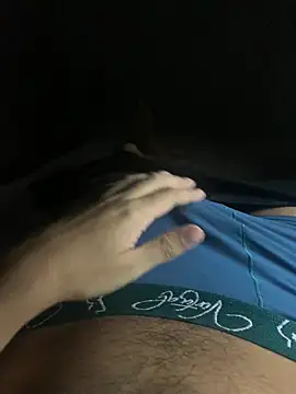 renannoviinho17z online show from March 24, 2026, 10:54 pm