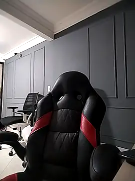 Snapshot of Celeste_Presstigge chatting on October 29, 2025, 8:52 pm Celeste Presstigge online show from October 29, 2025, 8:52 pm