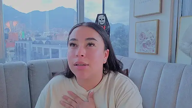 Snapshot of Zoey_thompson chatting on October 30, 2025, 2:36 pm Zoey thompson online show from October 30, 2025, 2:36 pm