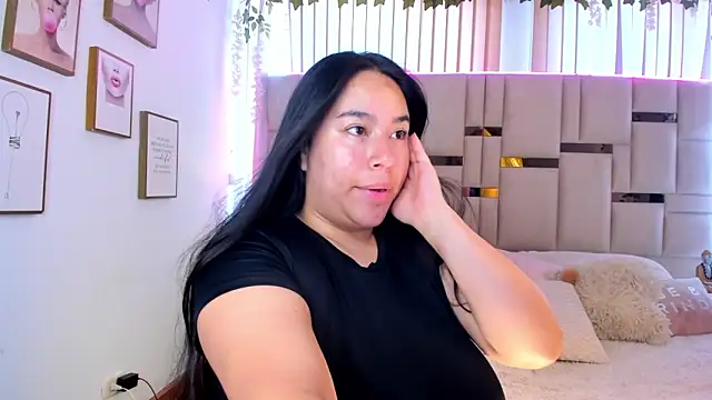 Zoey thompson online show from March 3, 2026, 8:16 pm