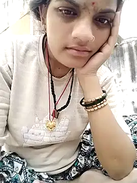 Snapshot of Sofia_kuuu chatting on September 15, 2025, 2:56 am Sofia kuuu online show from September 15, 2025, 2:56 am