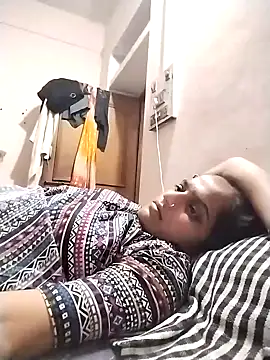 Snapshot of Sofia_kuuu chatting on September 21, 2025, 4:01 pm Sofia kuuu online show from September 21, 2025, 4:01 pm