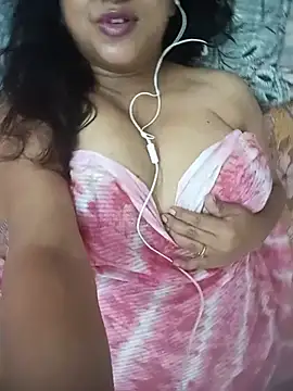 sweet jenni online show from July 14, 2026, 5:01 am