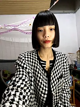 andymi1 online show from November 13, 2025, 3:21 am