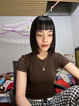 andymi1 online show from May 15, 2026, 1:58 am