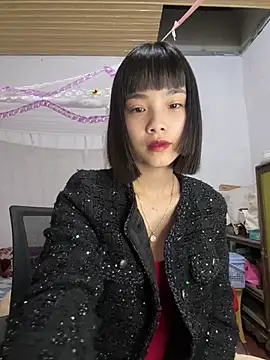 andymi1 online show from May 10, 2026, 2:26 am