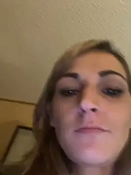 Snapshot of nicole9666 chatting on November 19, 2025, 3:17 am nicole9666 online show from November 19, 2025, 3:17 am