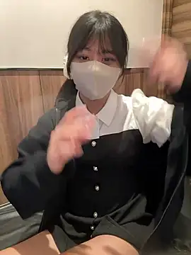 Snapshot of 0p-saki-p0 chatting on November 6, 2025, 2:26 am 0p-saki-p0 online show from November 6, 2025, 2:26 am