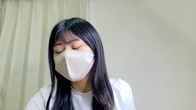 Snapshot of 0p-saki-p0 chatting on July 7, 2026, 12:02 am 0p-saki-p0 online show from July 7, 2026, 12:02 am