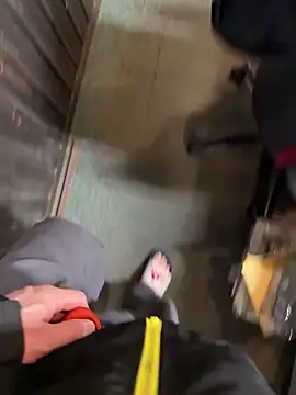 Snapshot of usu0130 chatting on December 3, 2025, 2:16 pm usu0130 online show from December 3, 2025, 2:16 pm